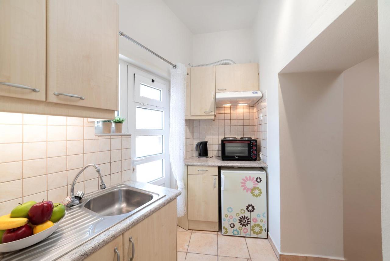 Miniloft Apartment Agios Nikolaos  Ngoại thất bức ảnh